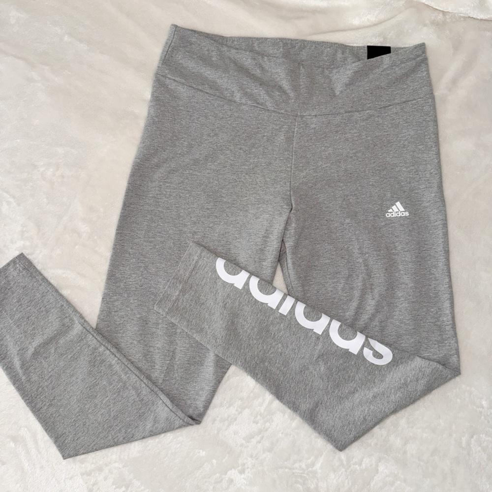 ❗️NWT❗️Adidas Leggings